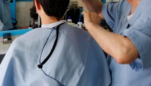 Berber, kuaför ve güzellik merkezleri kapatılıyor