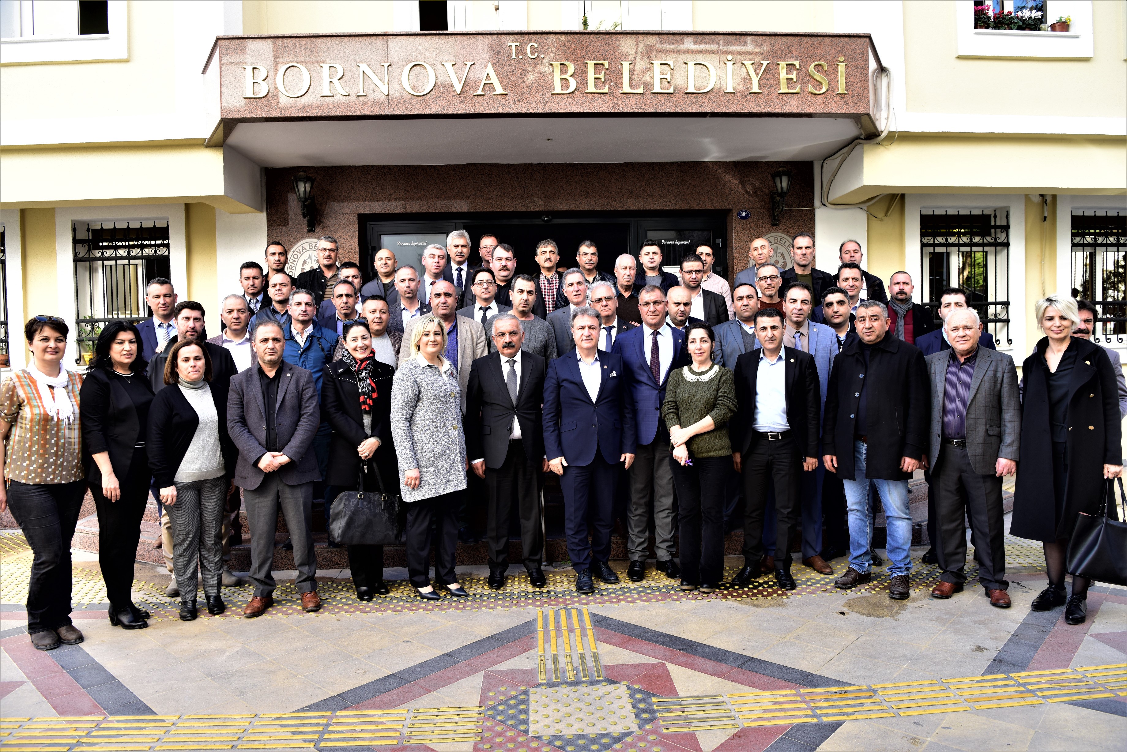 Bornova'da toplu sözleşme sevinci