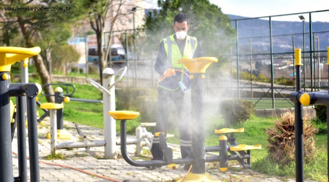 Bornova'nın dört bir yanında 7-24 temizlik ve ilaçlama