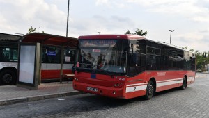 İzmir'de otobüs sayısı azaltılmıyor