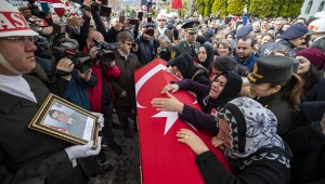 İzmir şehidini uğurladı