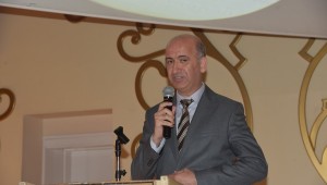  İzmit Belediyesi Coşkun Aral'ı sevenleriyle buluşturdu