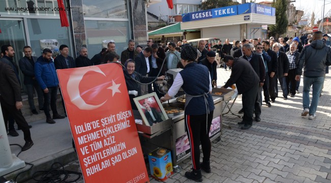 Menemen'de İdlib şehitleri için lokma döktürüldü