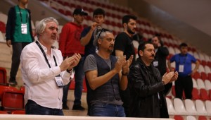 MERKEZEFENDİ TARAFTARINA GÜVENİYOR