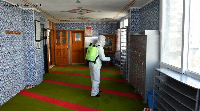 Narlıdere'de 4 gündür aralıksız ilaçlama!