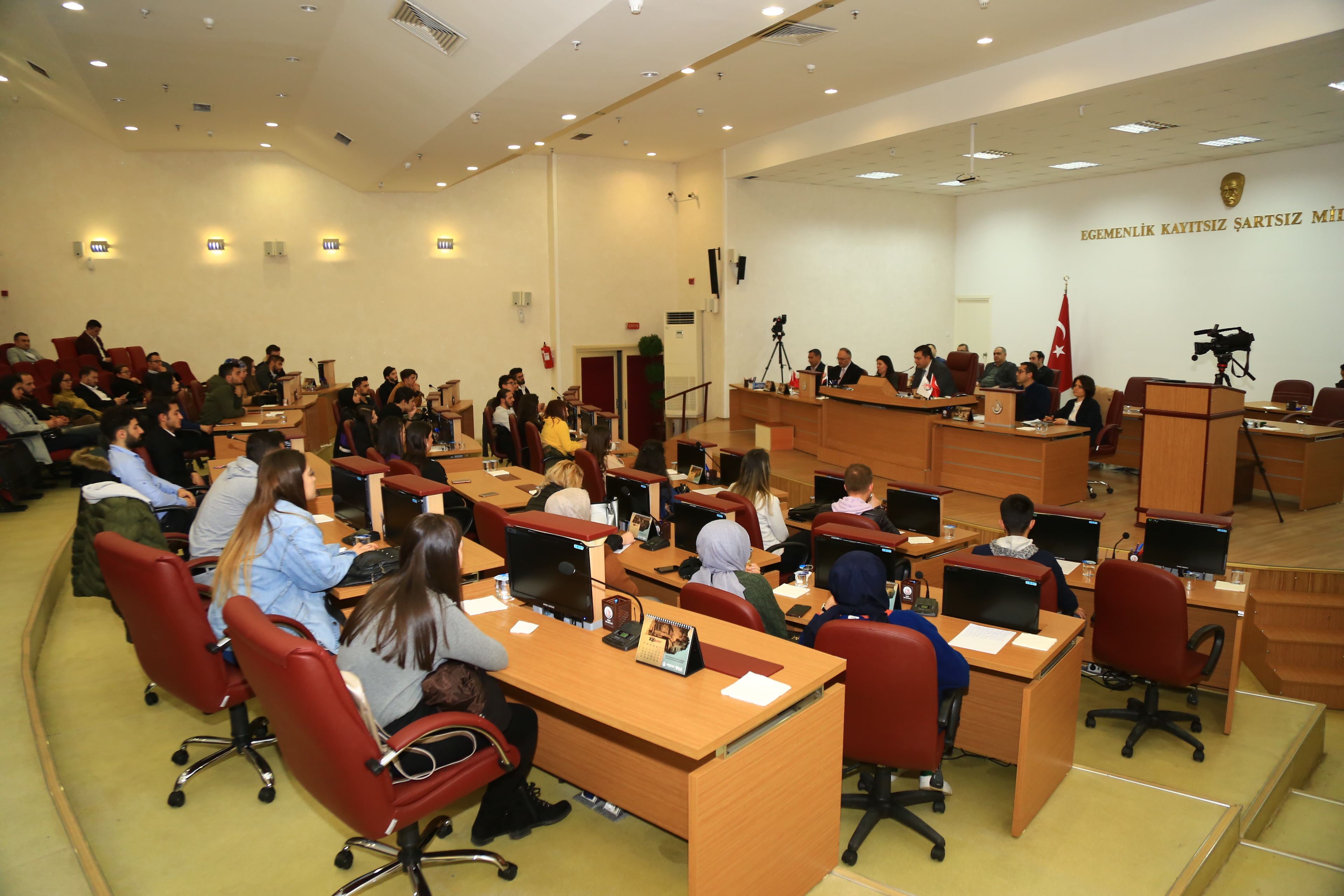 Öğrencilerin İlk Dersi Başkan Çakın'dan