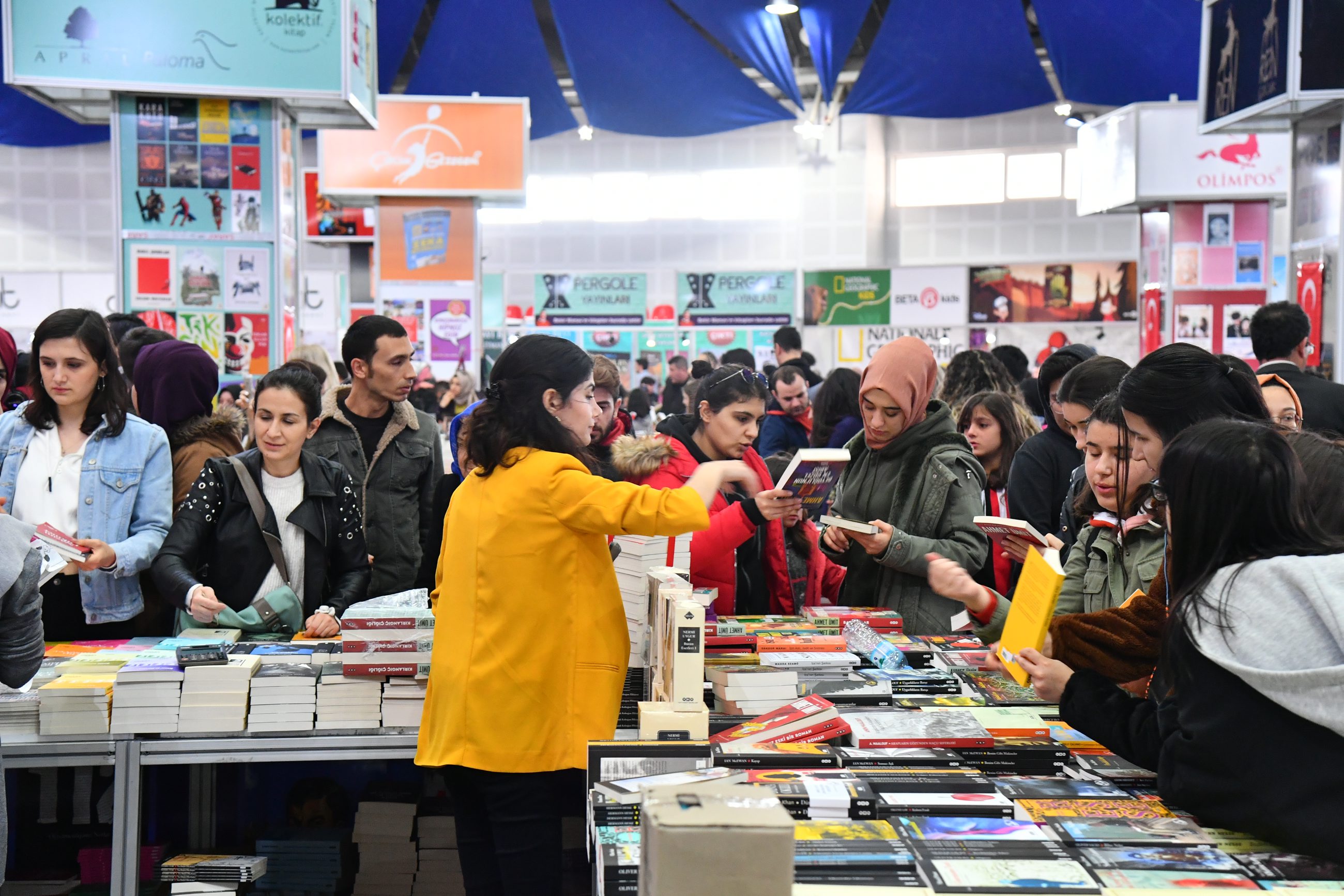 Yazarlardan Başkan Başdeğirmen'e teşekkür