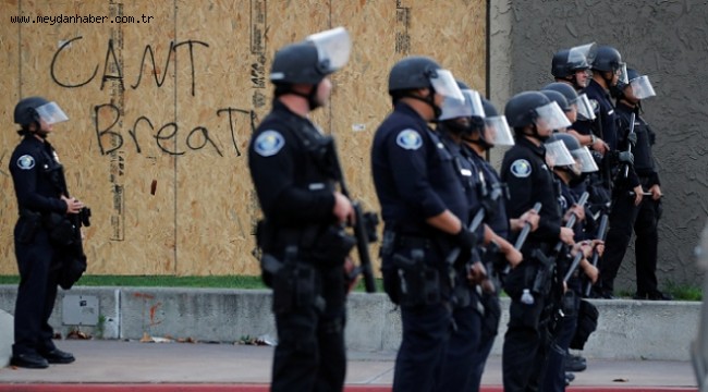 ABD'nin St. Louis kentindeki protestolarda 4 polis vuruldu