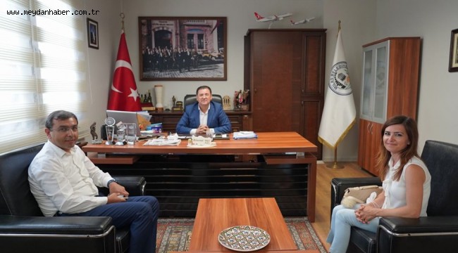 AMERİKAN KÜLTÜR KOLEJİ'NDEN BAŞKANA ZİYARET