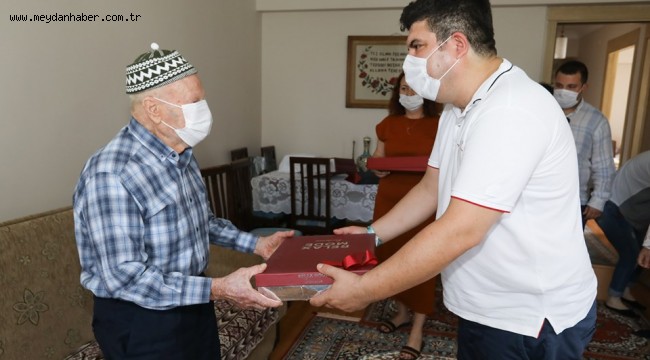 Babalar Günü'nde Başkan Kılıç'tan asırlık çınara sürpriz