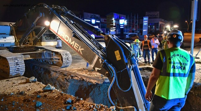 BAĞDAT CADDESİ'NDE SU BASKINI ÇİLESİNE SON