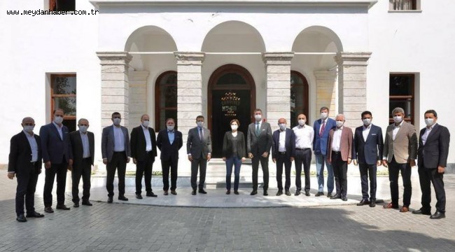 Başkan Gökhan Yüksel, İstanbul'un Sosyal Demokrat Belediye Başkanları Toplantısına Katıldı
