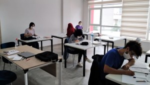 -	Bilgi Evleri'nde Sınav Temposu -	Öğrenciler Sınava Bilgi Evlerinde Hazırlandı 