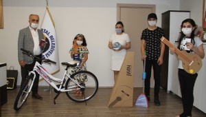 Çevre Dostu Minikler, Tasarım Ödüllerini Aldı