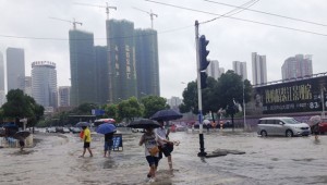 Çin'de şiddetli yağış: 5 ölü