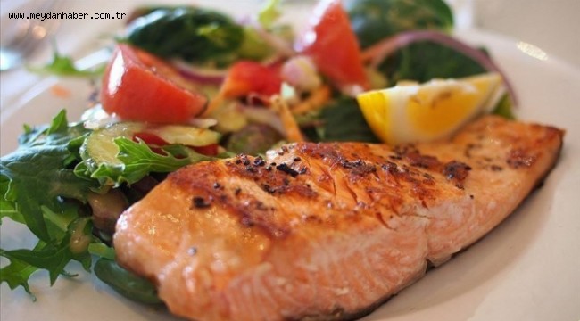 'Dengeli beslenme bağışıklığı güçlendirerek COVID-19'un yan etkilerini azaltıyor'