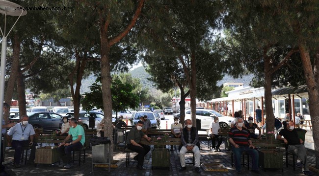 DEÜ'DEN SOSYAL MESAFEYE UYGUN BANK TASARIMI