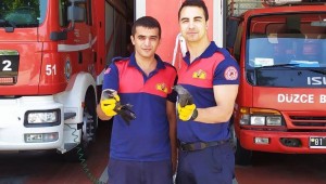 DÜZCE BELEDİYESİ İTFAİYE EKİPLERİ KARGALARI KURTARDI