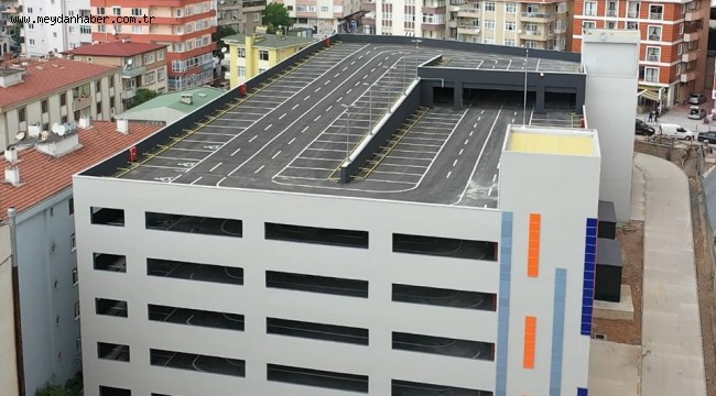 Gebze'nin katlı otoparkı hizmete başladı