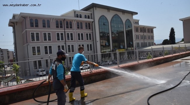 İzmit Belediyesi liseleri sınava hazırlıyor