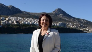 Karaburun plajlarında temizlik ve sosyal mesafe tamam 