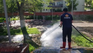 KARS BELEDİYESİ YARIN HİZMETE AÇILACAK PARKLARI HİZMETE HAZIR HALE GETİRDİ