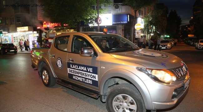 KÜÇÜKÇEKMECE'DE SİVRİSİNEKLERE KARŞI İLAÇLAMA ÇALIŞMALARI DEVAM EDİYOR