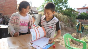 Öğrencilere Destek Menderes Belediyesi'nden