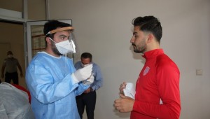 Önce koronavirüs testi, sonra topbaşı