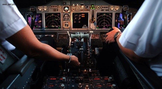 Pakistan Uluslararası Havayolları (PIA) 150 pilotuna şüpheli yollarla pilot belgesi aldıkları iddiasıyla uçuş yasağı getirdi.