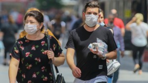 Yanlış maske kullanımı cilt hastalıklarına yol açabilir