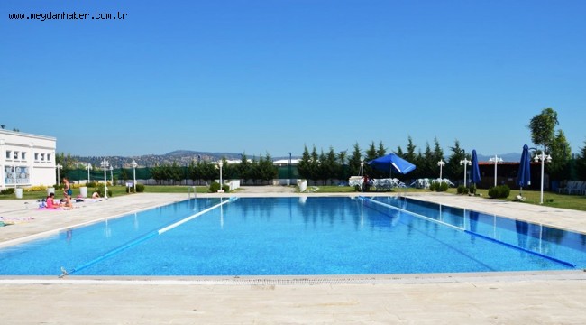 YUNUSEMRE BELEDİYESİ MURADİYE YÜZME HAVUZU HİZMETE BAŞLIYOR