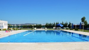 YUNUSEMRE BELEDİYESİ MURADİYE YÜZME HAVUZU HİZMETE BAŞLIYOR