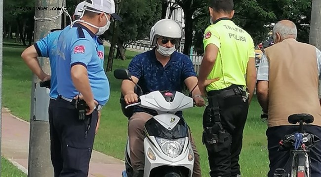 Yürüyüş yolunu kullanan motosikletlere geçit yok