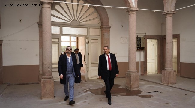 YÜZ YILLIK BELEDİYE'YE 200 YILLIK TARİHİ HİZMET BİNASI