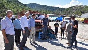 Başkan Acar, Yenilenen Kurban Pazarında İncelemelerde Bulundu