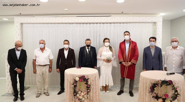 Başkan Gökhan Yüksel Kartallı Gazeteci Halil Topal'ın Nikâhını Kıydı