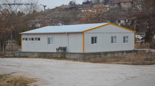 BAŞKAN YAVAŞ POLATLI'DA BU KEZ SAĞLIK OCAĞI İÇİN DEVREDEBAŞKAN YAVAŞ POLATLI'DA BU KEZ SAĞLIK OCAĞI İÇİN DEVREDE 