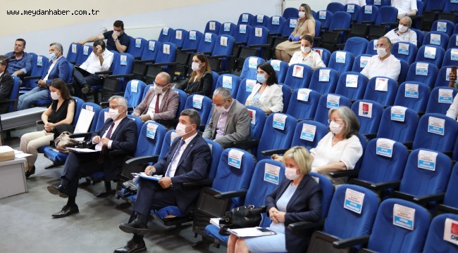 "Beni koltuktan indirmek isteyenler hayal görüyor"