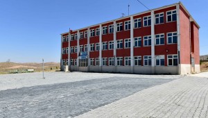 BÜYÜKŞEHİR'İN ÇEVRE İLÇELERDE YOĞUN MESAİSİ DEVAM EDİYOR