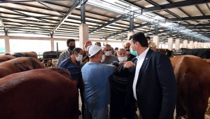 Dev Tesiste İlk Pazarlığı Başkan Yaptı