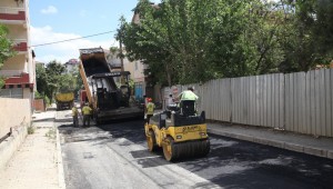 KARTAL'DA ASFALT SERİM ÇALIŞMALARI 7/24 DEVAM EDİYOR
