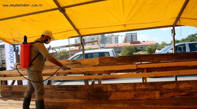 KÜÇÜKÇEKMECE BELEDİYESİ'NDEN KURBAN SATIŞ ALANINDA SIKI PANDEMİ TEDBİRLERİ