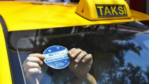 ANKARA'DA TAKSİLER ŞEFFAF PANELLERLE GÜVENLİ HALE GELİYOR  