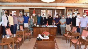 ANTALYA'LI GAZETECİLER BAŞKAN VELİ GÖK'Ü MAKAMINDA ZİYARET ETTİ.  