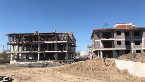 Bergama'da inşaatlar denetledi