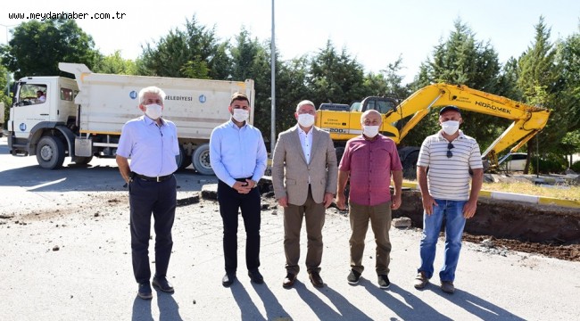 Binevler 3. Caddenin asfaltı yenileniyor