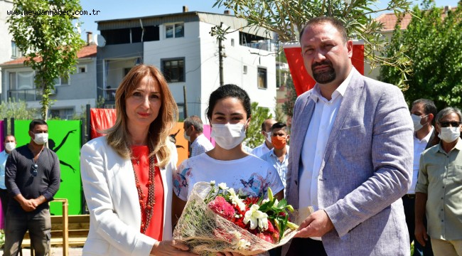 Kadın Cinayetlerine kurban giden 3 kadının adı Çiğli'de ölümsüzleşti