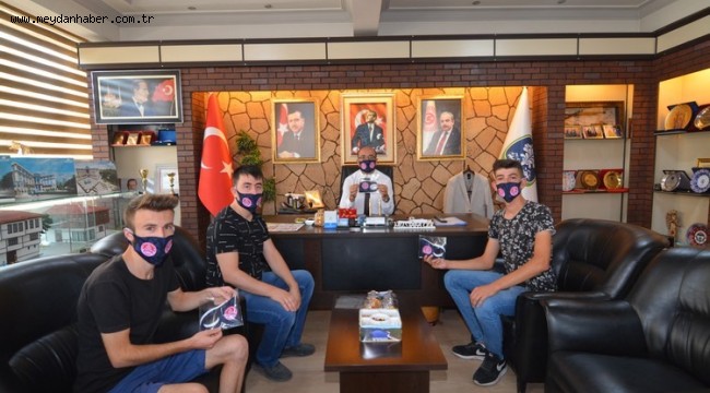 TARAFTARLARDAN BAŞKAN MUSTAFA ÇÖL'E ZİYARET