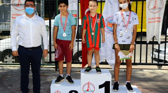 7 yaşında, ilk yarışında şampiyon oldu!